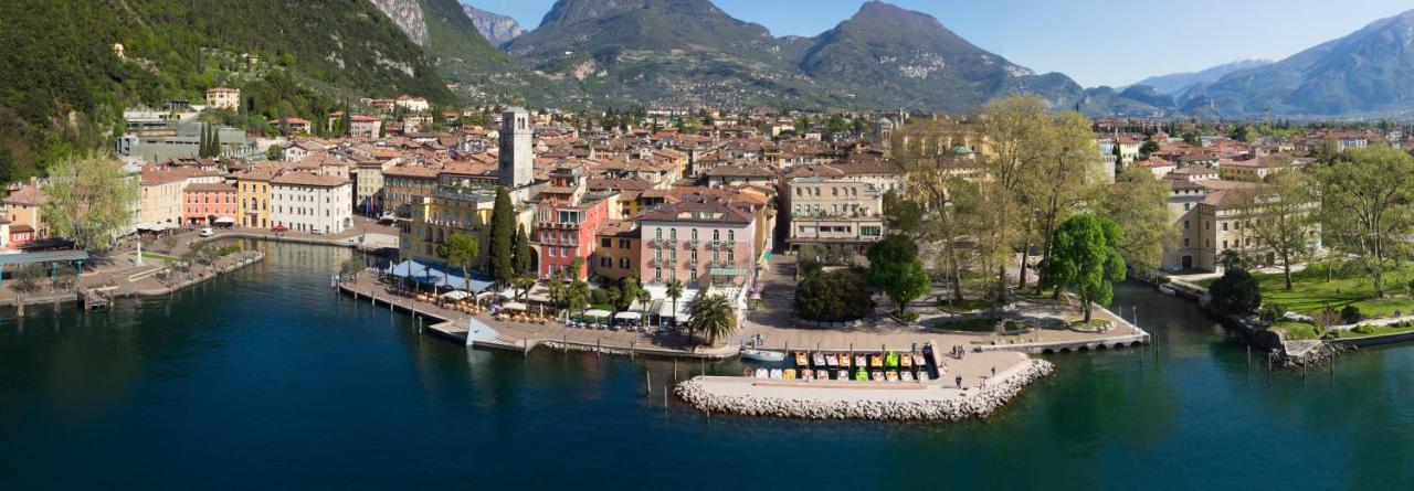 Bellavista Lakefront & 3* Riva del Garda