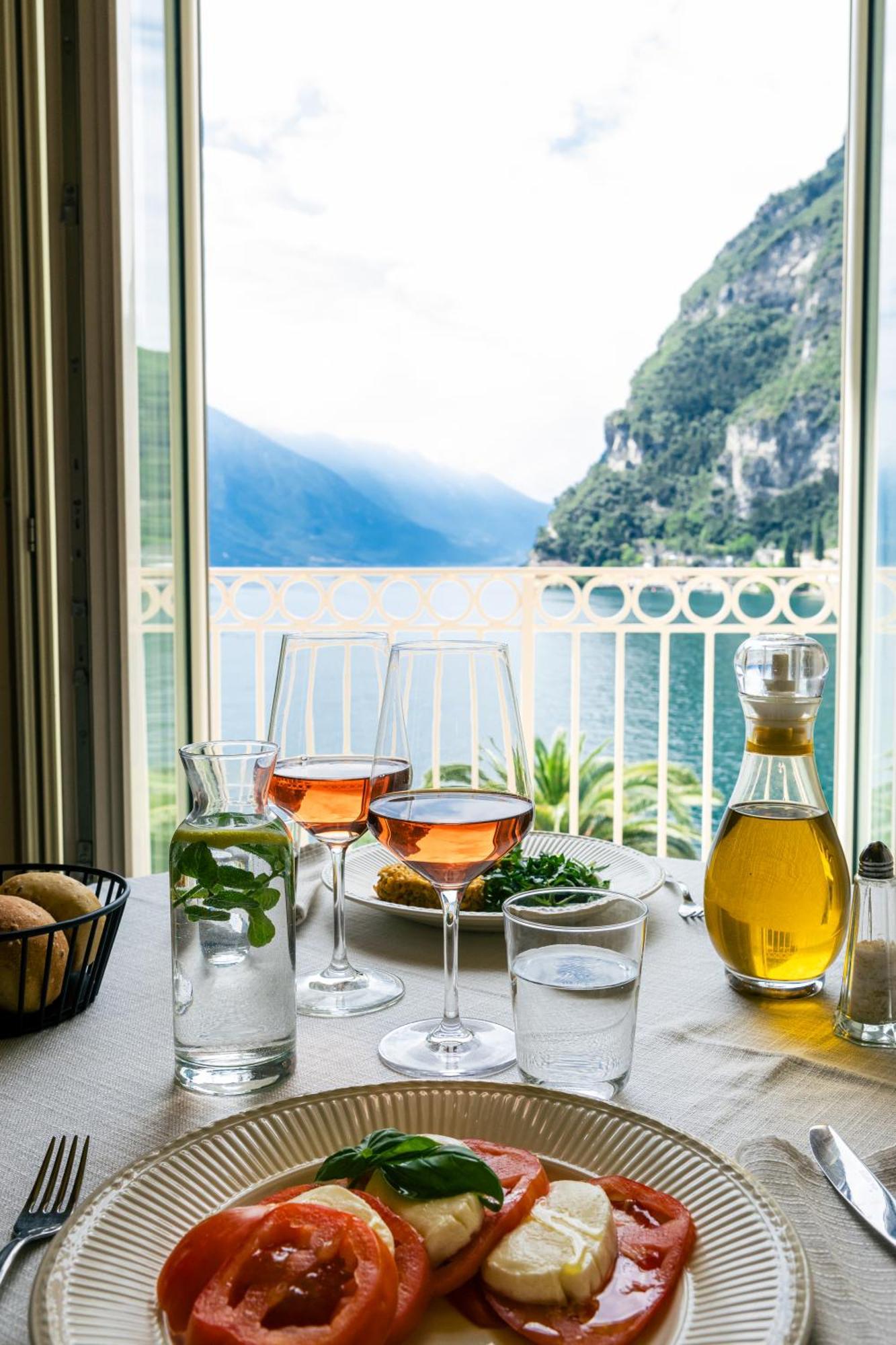 Hotel Bellavista Lakefront & 3*