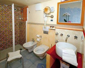 Bellavista Lakefront & 3*